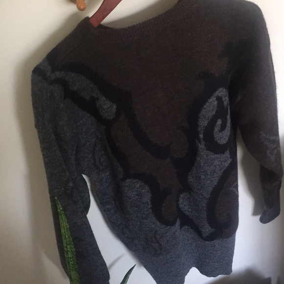 VINTAGE Graphic Cashmere Blend Sweater - Picture 8 of 8